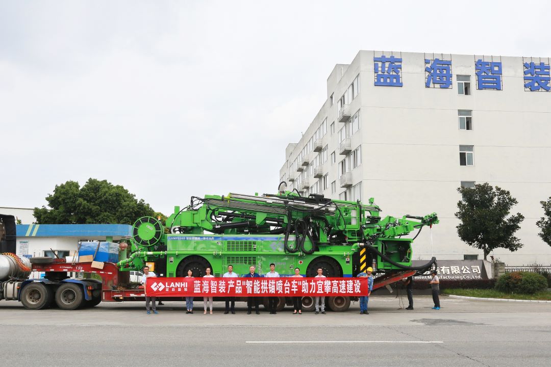 如何選擇出濕噴機械手生產(chǎn)廠家？可以從這3方面著手(圖1)