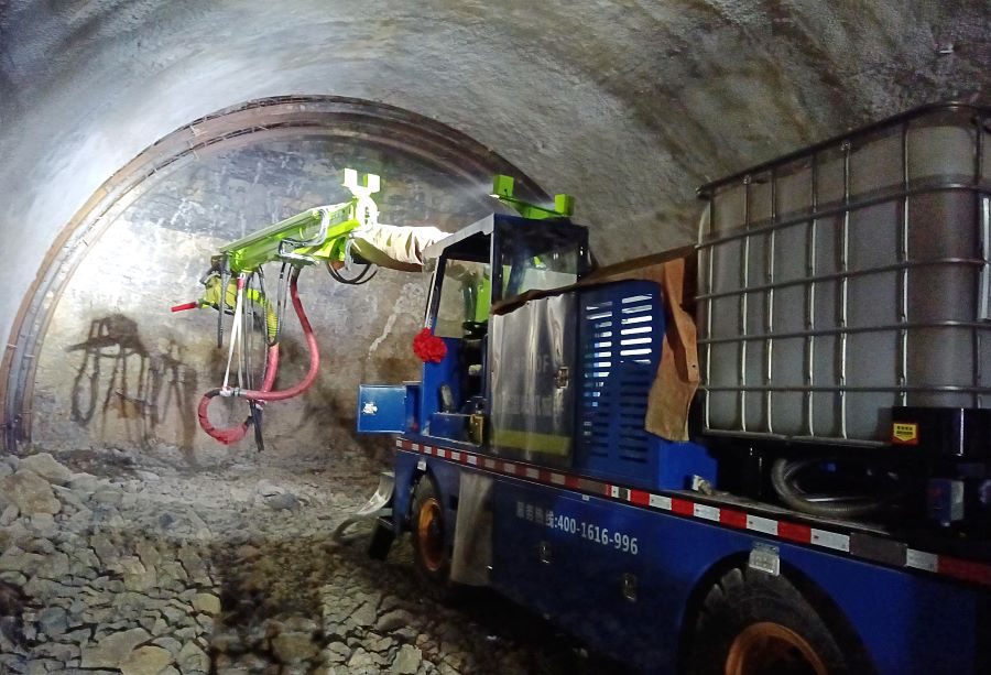 21世紀(jì)隧道建設(shè)新形勢及混凝土濕噴機(jī)械手的應(yīng)用(圖1) 21世紀(jì)隧道建設(shè)新形勢及混凝土濕噴機(jī)械手的應(yīng)用(圖1)