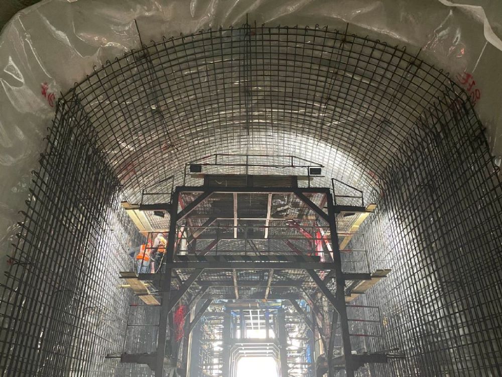 整體式襯砌的構(gòu)造特點(diǎn)、施工工藝和應(yīng)用場(chǎng)景(圖1)