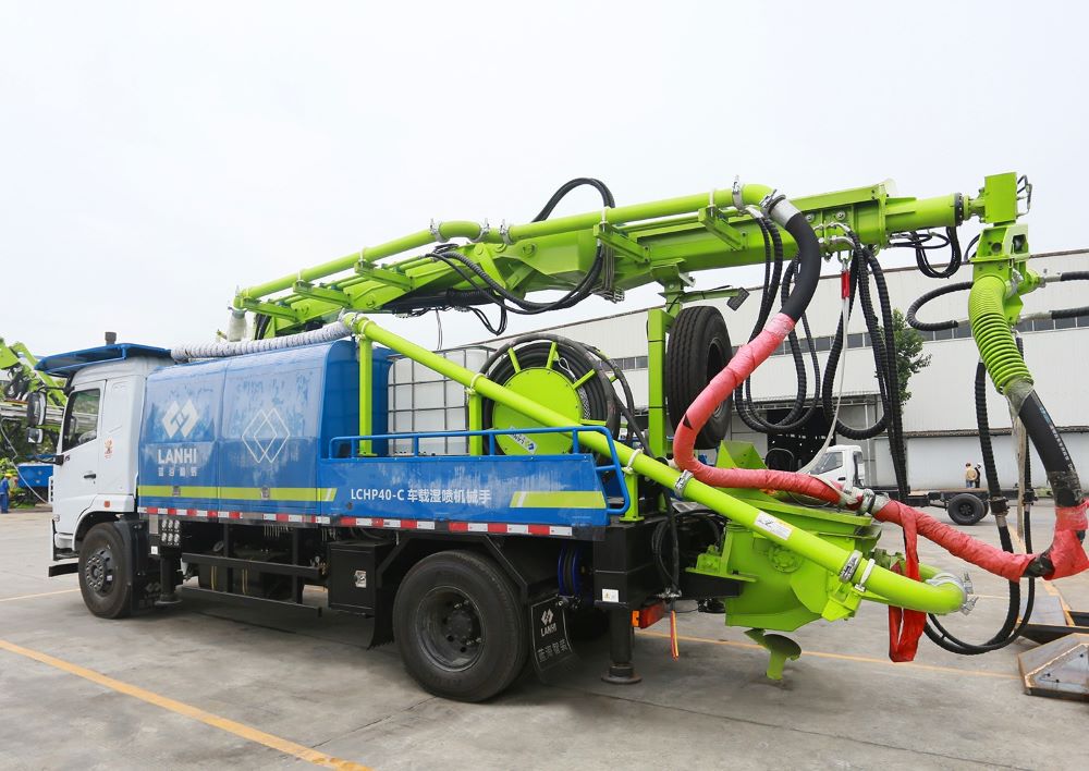 隧道濕噴機械手在長大隧道工程中的應用及優(yōu)勢(圖1) 隧道濕噴機械手在長大隧道工程中的應用及優(yōu)勢(圖1)