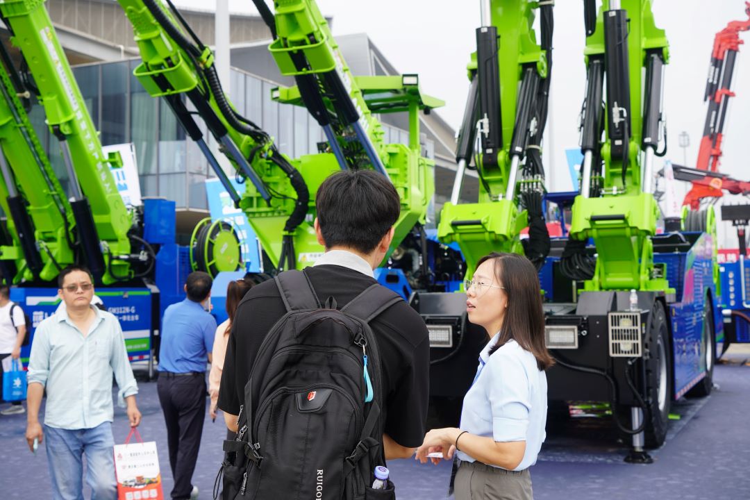 2025長(zhǎng)沙國(guó)際工程機(jī)械展，藍(lán)海智能的四大智能產(chǎn)品引爆展區(qū)(圖6)