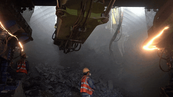 隧道全循環(huán)施工有“掘”招 | LH-150Y掘進(jìn)支護(hù)一體機組(圖2) 隧道全循環(huán)施工有“掘”招 | LH-150Y掘進(jìn)支護(hù)一體機組(圖2)